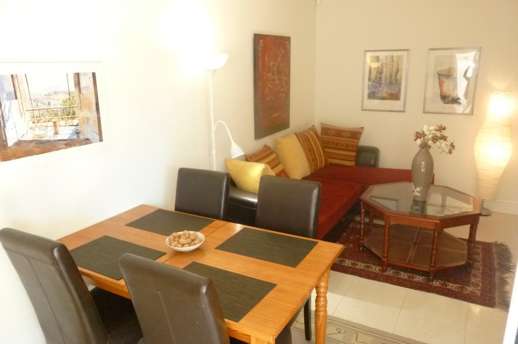 Stunning 2 Bed, 2 Bath Apt On The Cannes Sea Front Has Swimming Pool And Is A Secure Modern Building 464 Exteriör bild