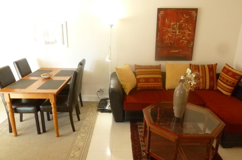 Stunning 2 Bed, 2 Bath Apt On The Cannes Sea Front Has Swimming Pool And Is A Secure Modern Building 464 Exteriör bild