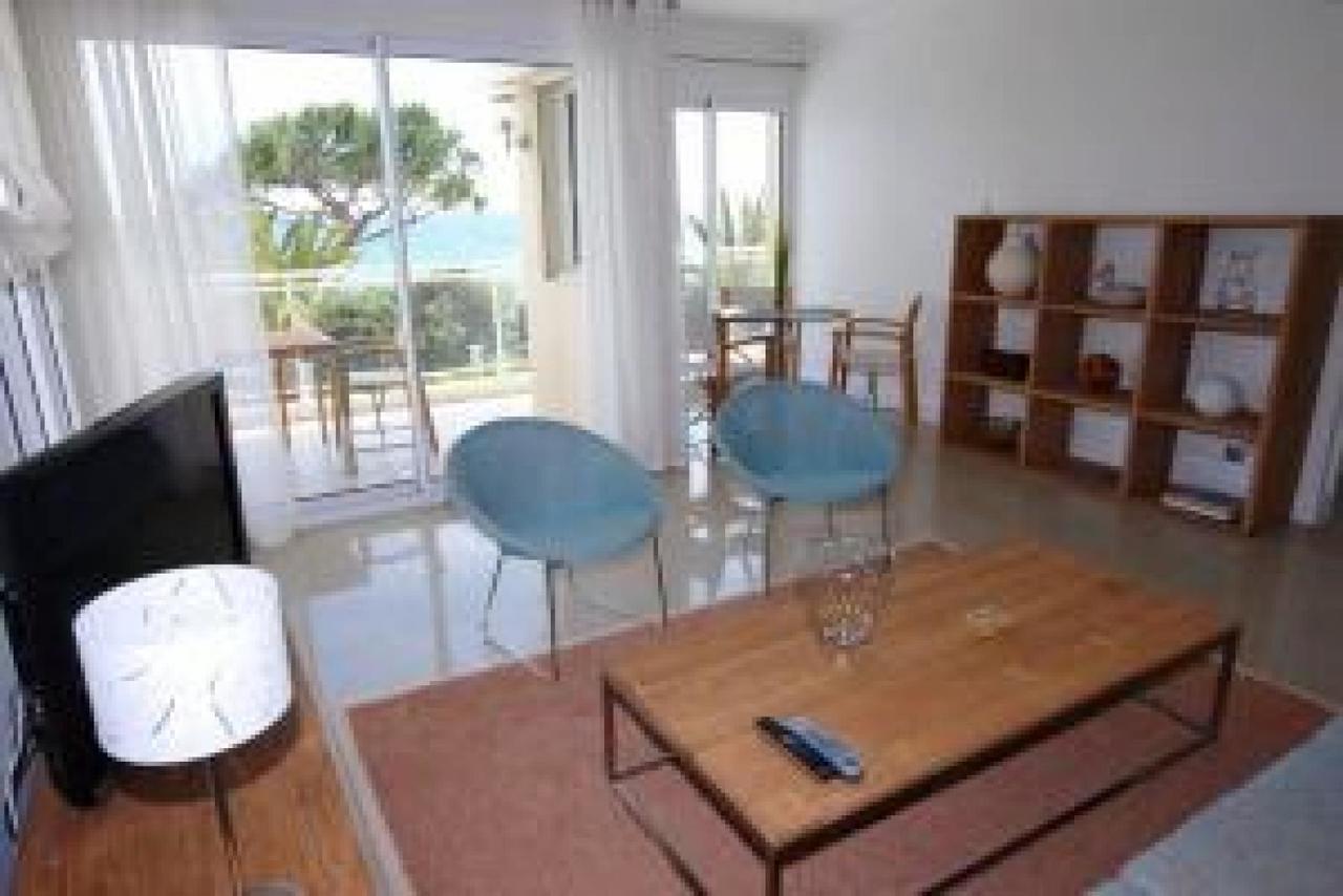 Stunning 2 Bed, 2 Bath Apt On The Cannes Sea Front Has Swimming Pool And Is A Secure Modern Building 464 Exteriör bild